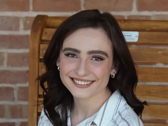 Photo of Nicole Zenzola, graduate student
